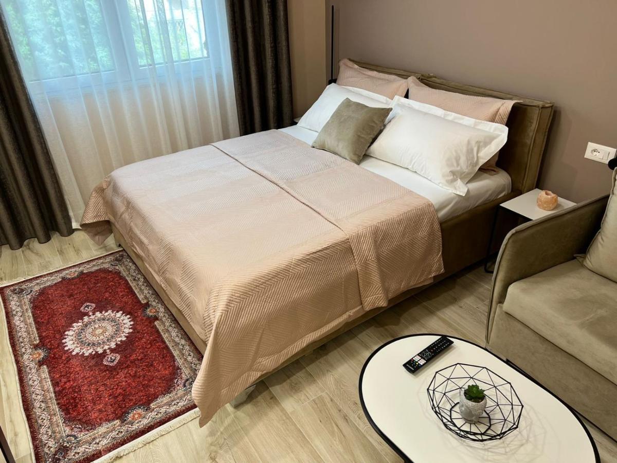 Smart Home , Lovely Apartment In ティラナ エクステリア 写真