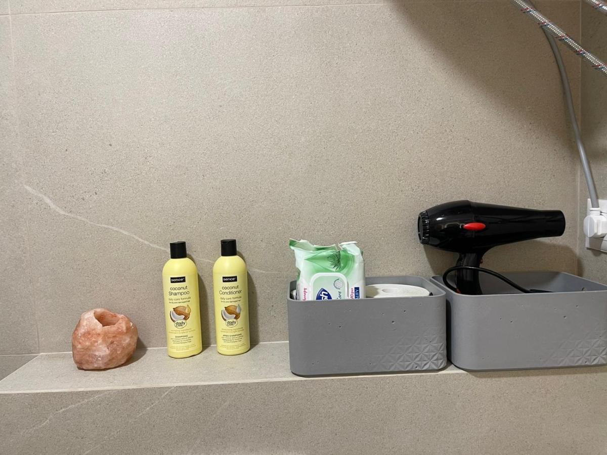 Smart Home , Lovely Apartment In ティラナ エクステリア 写真